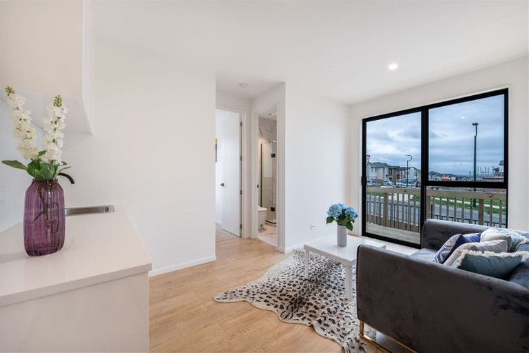 Photo of property in 76 Tir Conaill Avenue, Flat Bush, Auckland, 2019