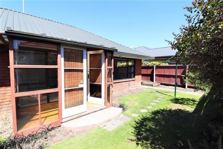 Photo of property in 5 Mottram Street, Redwood, Christchurch, 8051