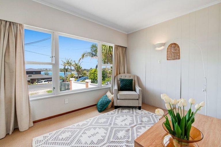 Photo of property in 60 Ardern Avenue, Stanmore Bay, Whangaparaoa, 0932