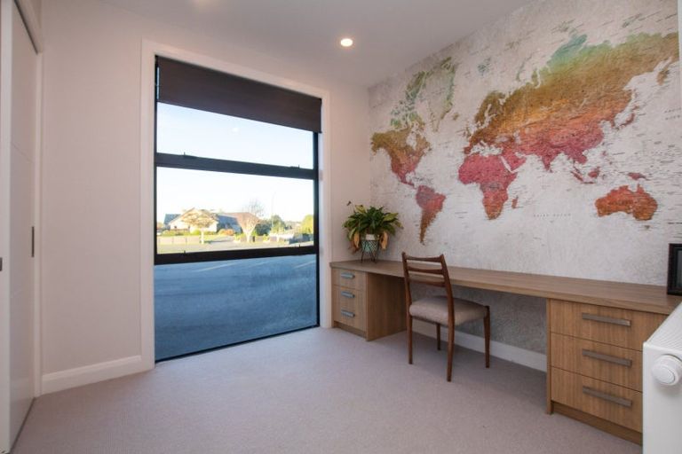 Photo of property in 15 Longwood Drive, Winton, 9720