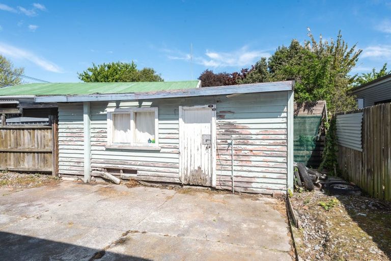 Photo of property in 1/3 Croziers Road, St Albans, Christchurch, 8052