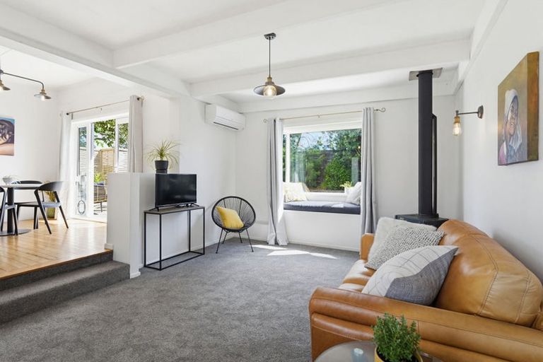 Photo of property in 1 Te Kupe Road, Paraparaumu Beach, Paraparaumu, 5032