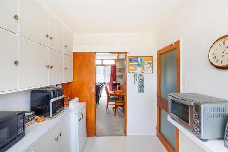 Photo of property in 14 Totara Street, Marton, 4710