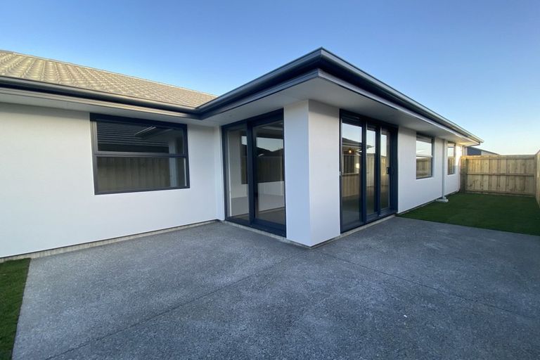 Photo of property in 20 Palmer Avenue, Glen Eden, Auckland, 0602
