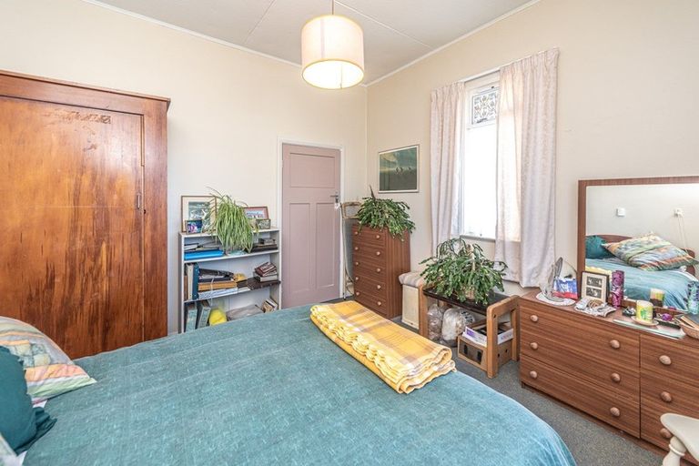 Photo of property in 26 Egmont Street, Castlecliff, Whanganui, 4501