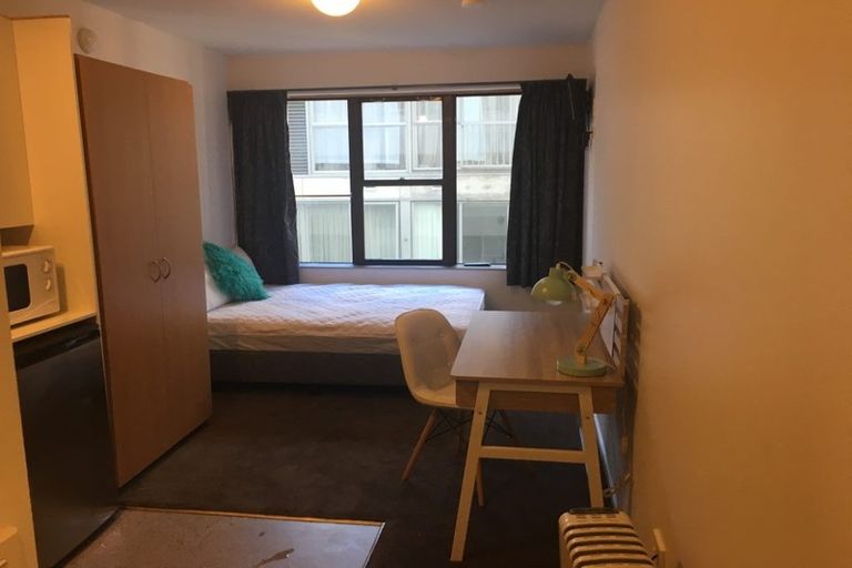 Photo of property in Viccentral, 169 The Terrace, Wellington Central, Wellington, 6011