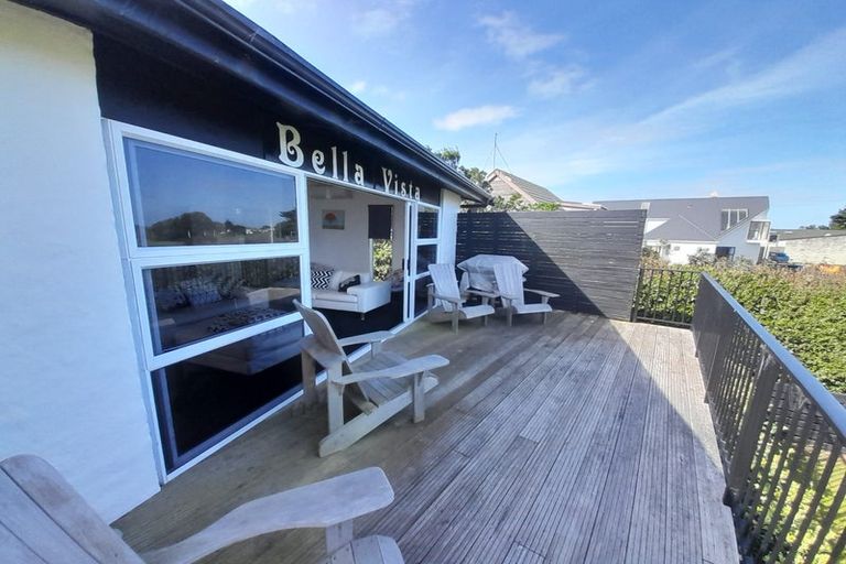 Photo of property in 10 Halse Place, Opunake, 4616