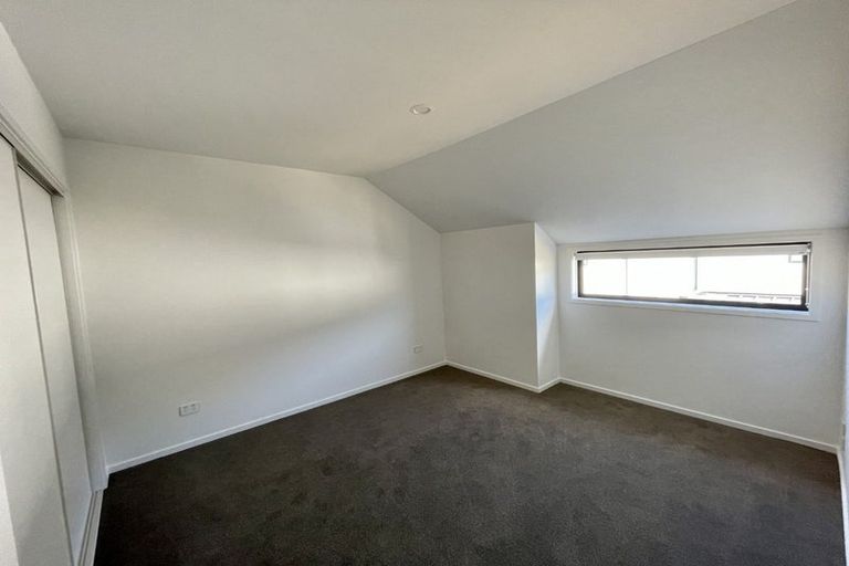 Photo of property in 3/45 Division Street, Riccarton, Christchurch, 8041