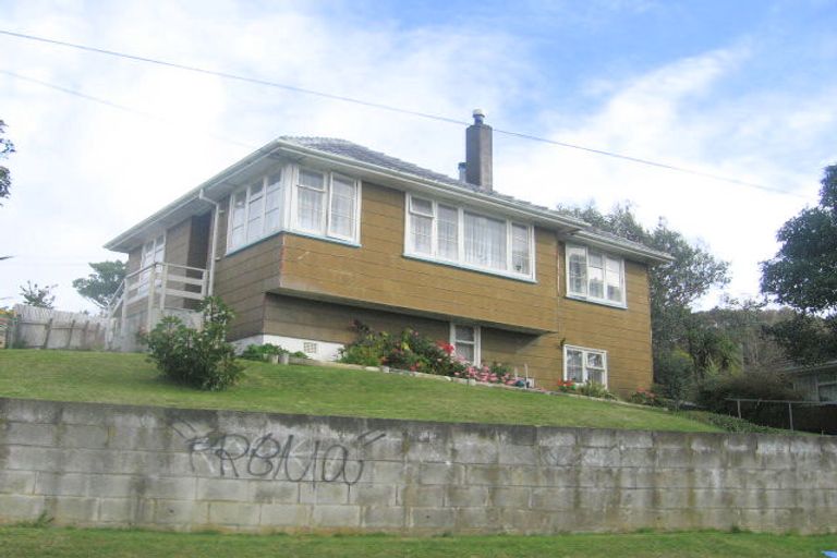 Photo of property in 21 Maher Place, Ranui, Porirua, 5024