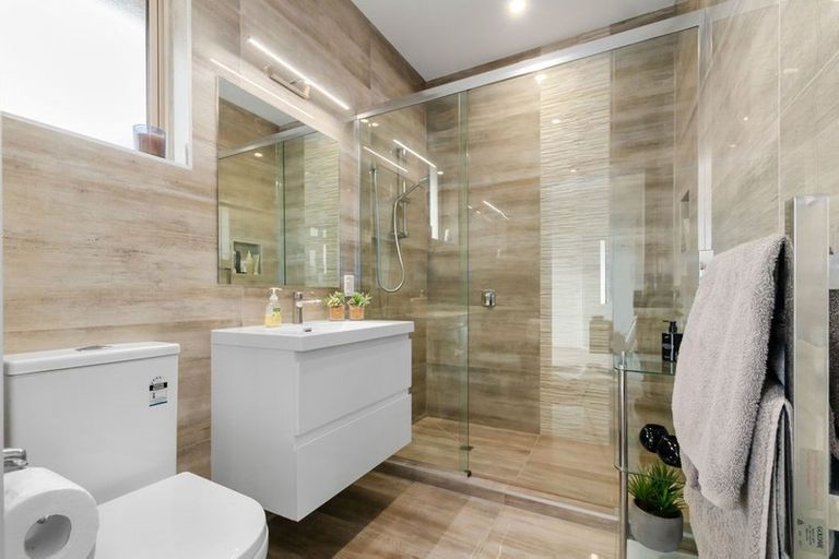 Photo of property in 105 Medhurst Road, Bombay, 2675