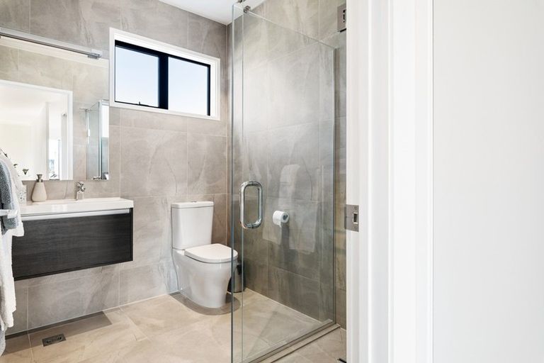 Photo of property in 87 Bomb Point Drive, Hobsonville, Auckland, 0616