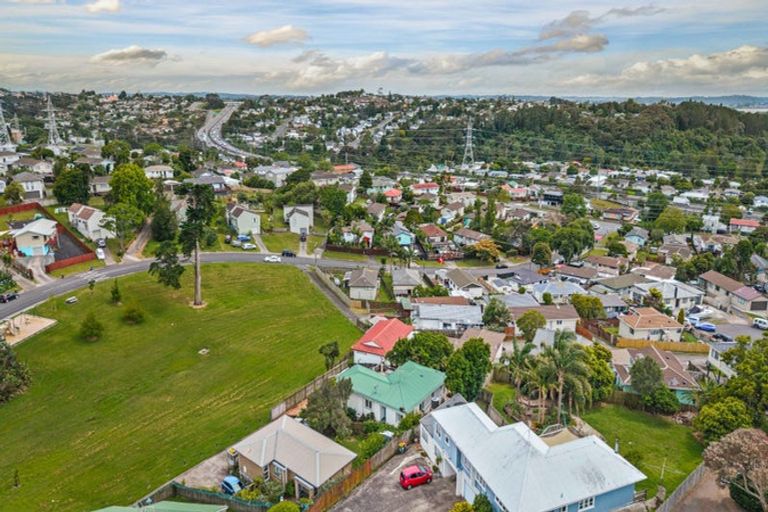 Photo of property in 2/73 Keegan Drive, Massey, Auckland, 0614