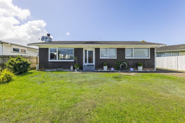 Photo of property in 13 Wordsworth Road, Manurewa, Auckland, 2102