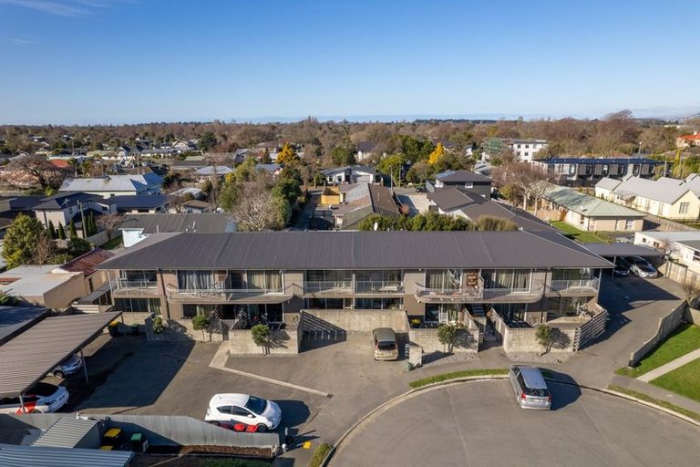 Photo of property in 9 Siddal Place, Richmond, Christchurch, 8013