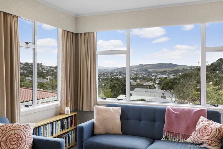 Photo of property in 34 Arapiko Street, Johnsonville, Wellington, 6037