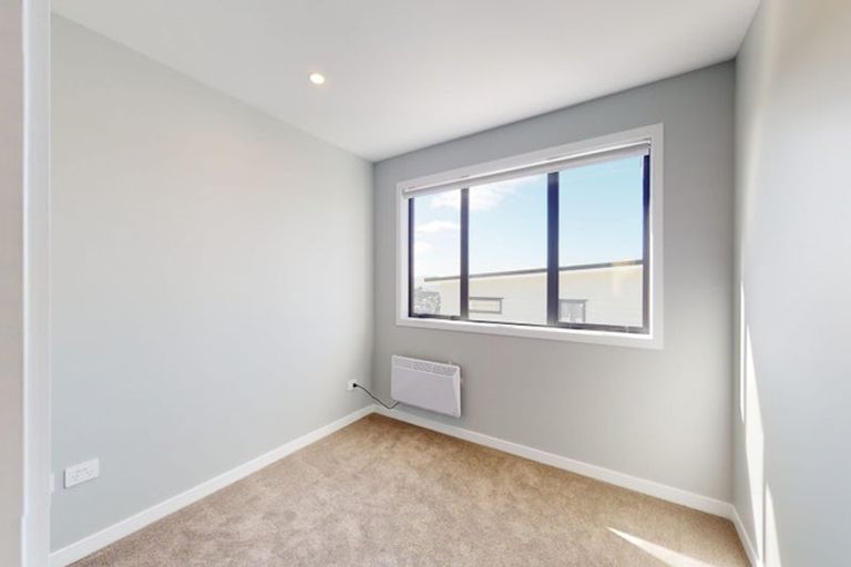 Photo of property in 29c Comber Place, Johnsonville, Wellington, 6037