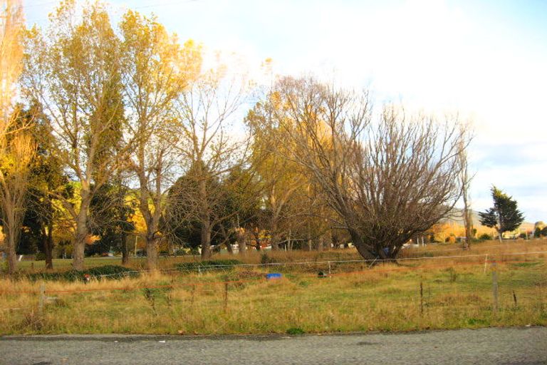 Photo of property in 38 Brough Street, Palmerston, 9430