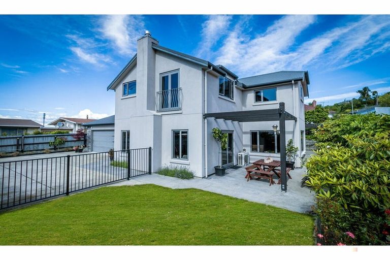 Photo of property in 32a Waihi Terrace, Geraldine, 7930