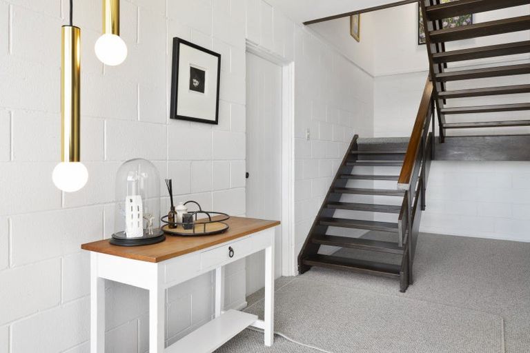 Photo of property in 54 Cliffs Road, Saint Clair, Dunedin, 9012