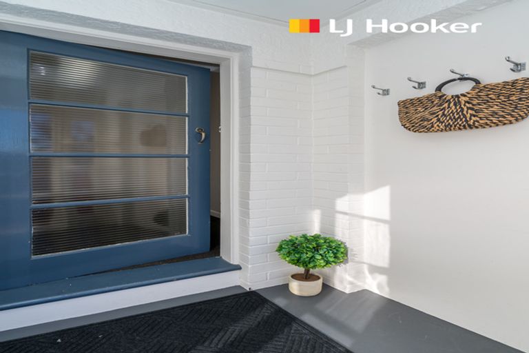 Photo of property in 32 Scotland Terrace, Green Island, Dunedin, 9018