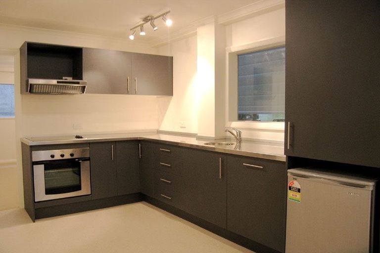 Photo of property in Monvie Apartments, 209/15 Holland Street, Te Aro, Wellington, 6011