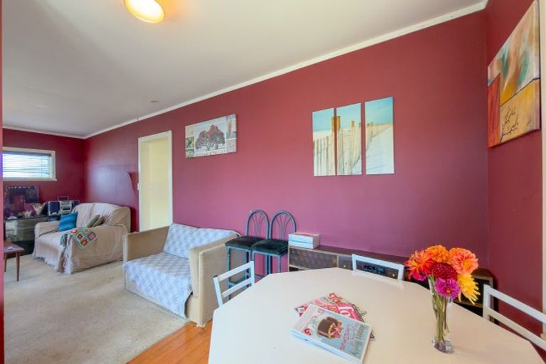 Photo of property in 128 Hampton Road, Whangamata, 3620