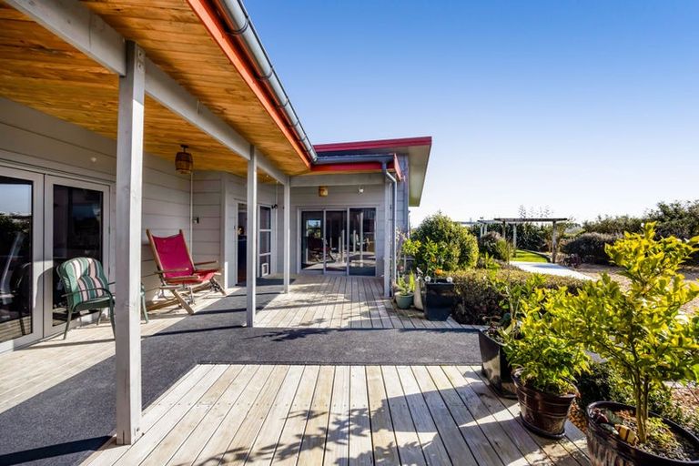 Photo of property in 280 Austin Road, Normanby, Hawera, 4673