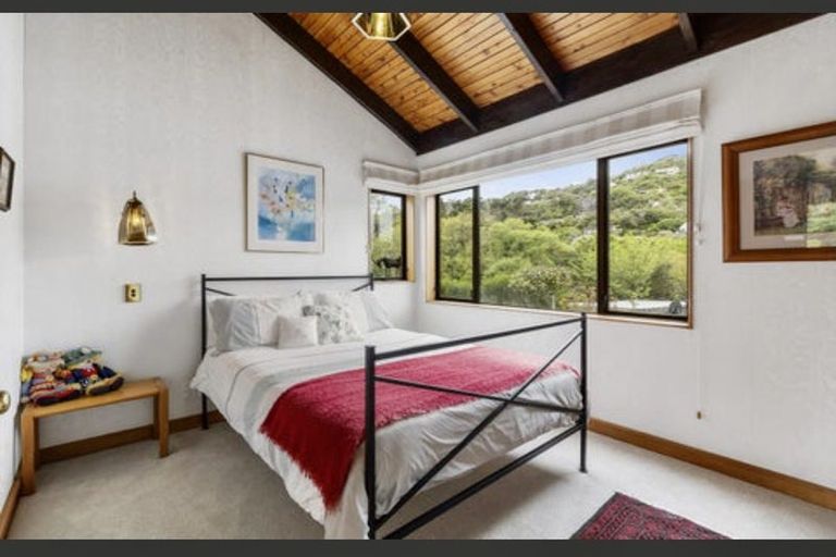 Photo of property in 426a Karori Road, Karori, Wellington, 6012