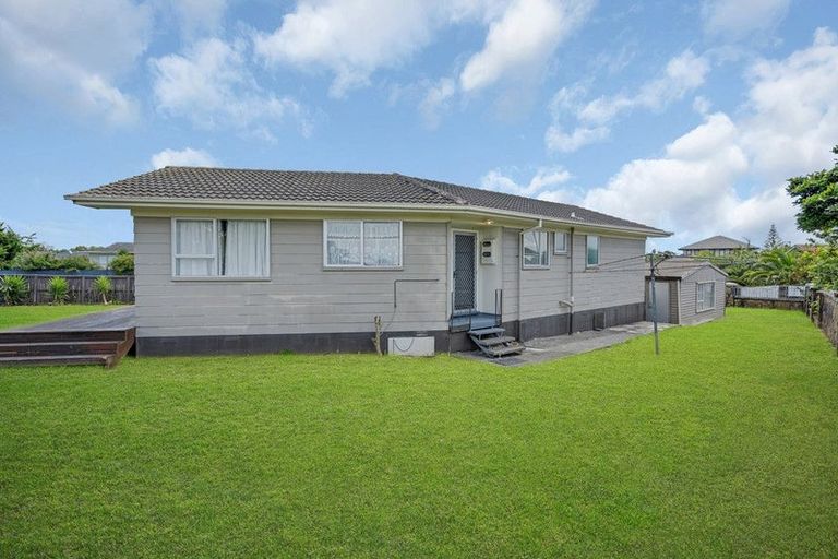 Photo of property in 1 Aria Place, Clover Park, Auckland, 2023