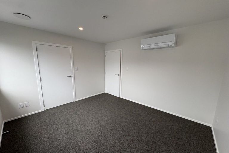 Photo of property in 4 Kumai Lane, Wallaceville, 5018