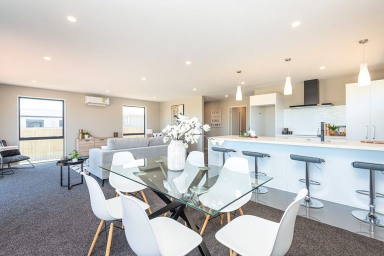 Photo of property in 27 Willryan Avenue, New Brighton, Christchurch, 8083