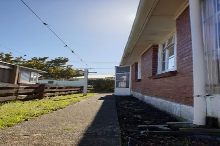 Photo of property in 50 Dyer Street, Epuni, Lower Hutt, 5011