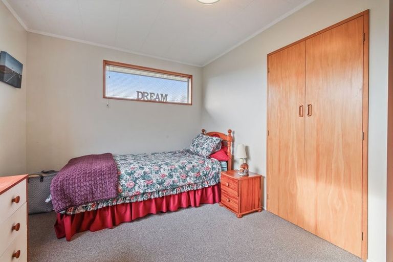 Photo of property in 16 Regent Avenue, Rangiora, 7400