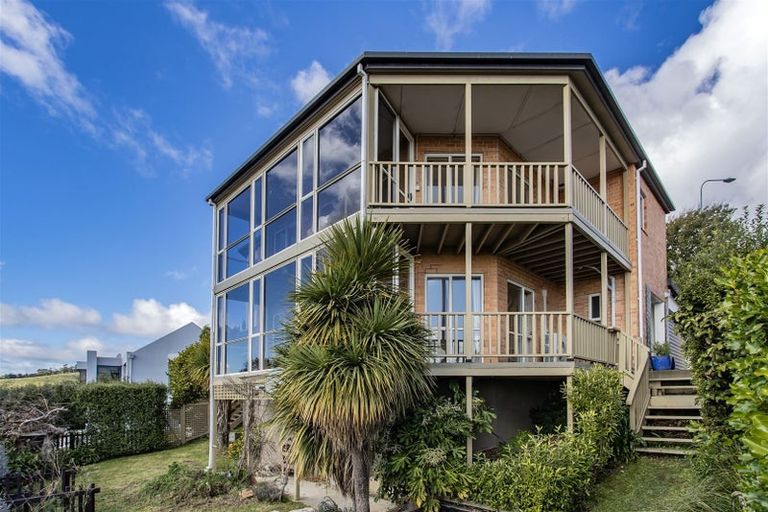 Photo of property in 5 Harry Ell Drive, Cashmere, Christchurch, 8022
