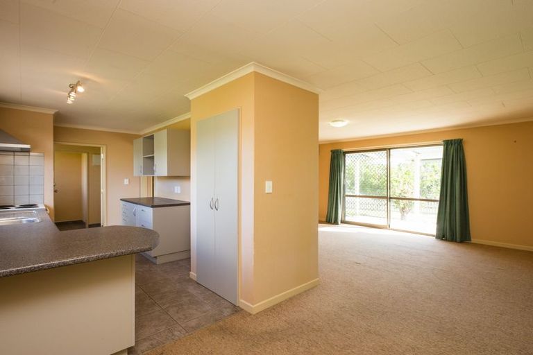 Photo of property in 95 Churchill Avenue, Hokowhitu, Palmerston North, 4410