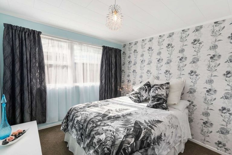 Photo of property in 30 Ruru Road, Taihape, 4720