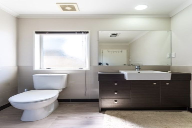 Photo of property in 34 Riviera Drive, Flat Bush, Auckland, 2019