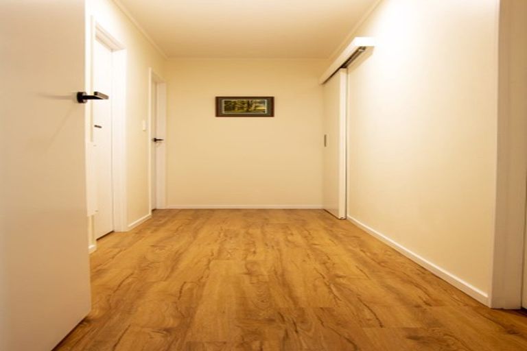 Photo of property in 31 Tiverton Crescent, Whalers Gate, New Plymouth, 4310