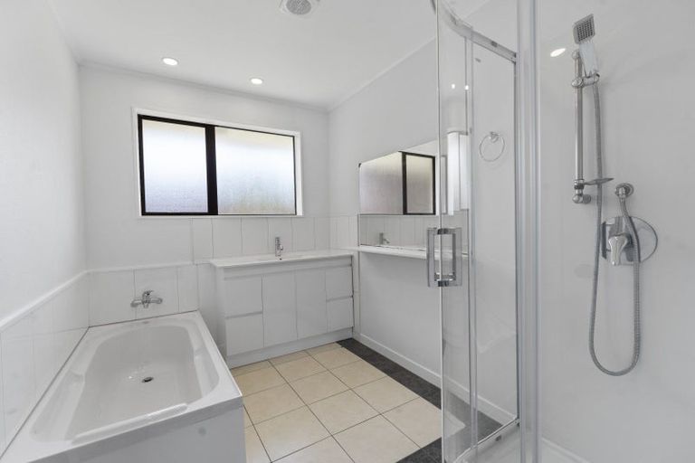 Photo of property in 87 Norfolk Crescent, Otaki Beach, Otaki, 5512