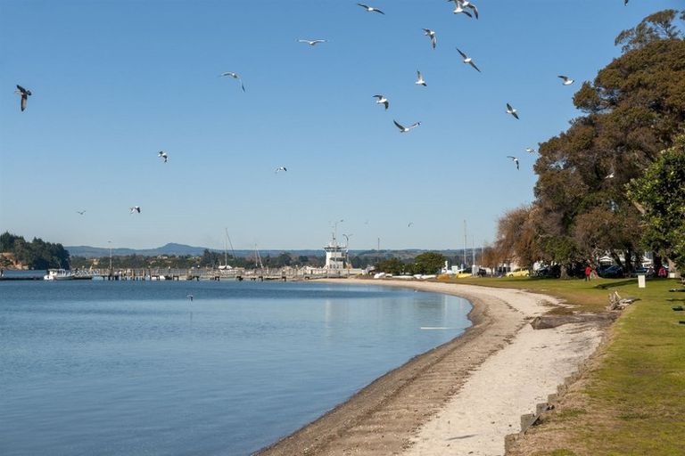 Photo of property in 35 Ruamoana Place, Omokoroa, 3114