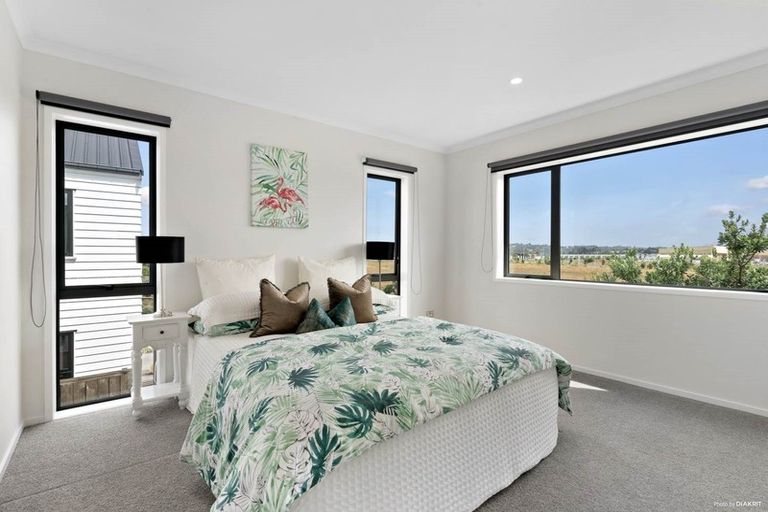 Photo of property in 32 Chaffinch Road, Hobsonville, Auckland, 0616