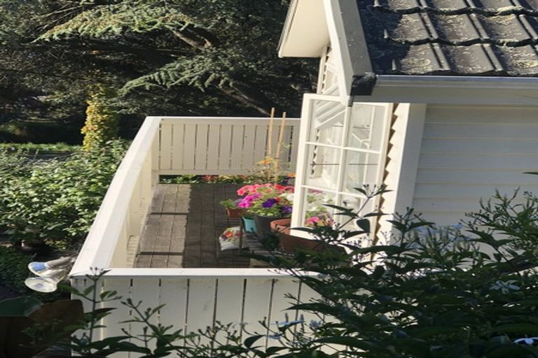 Photo of property in 49 Cashmere Road, Cashmere, Christchurch, 8022