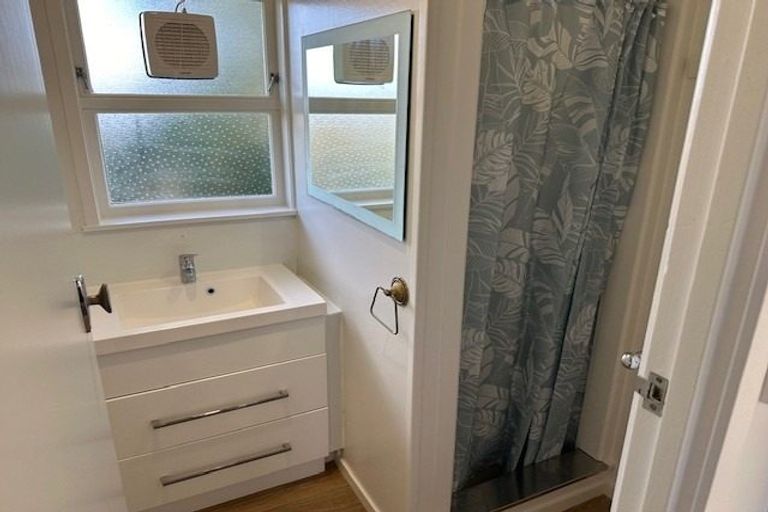 Photo of property in 1/70 Dominion Street, Takapuna, Auckland, 0622