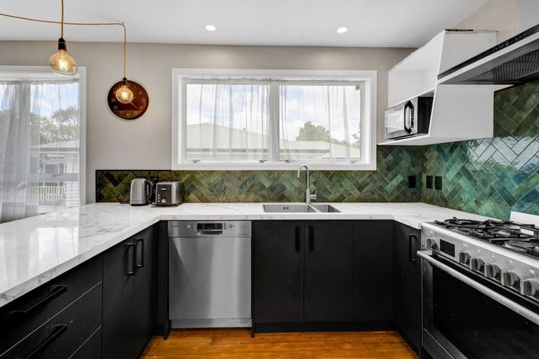 Photo of property in 101 Rata Street, Inglewood, 4330