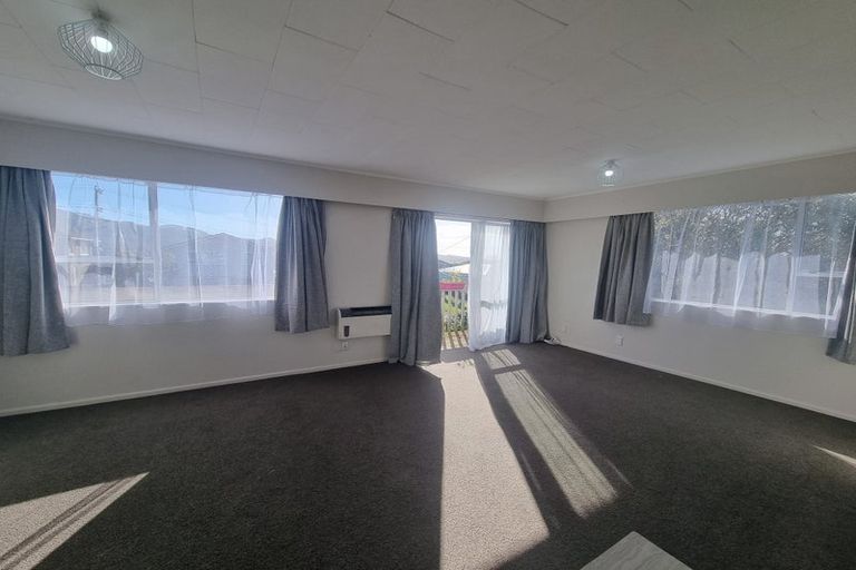 Photo of property in 23a Ernest Street, Ranui, Porirua, 5024