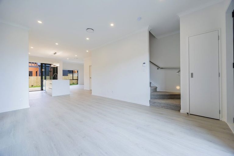 Photo of property in 13 Murray Grey Lane, Karaka, 2580