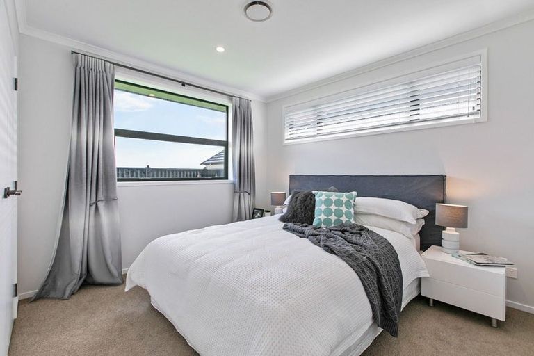 Photo of property in 2 Walter Lawry Road, Paerata, Pukekohe, 2124