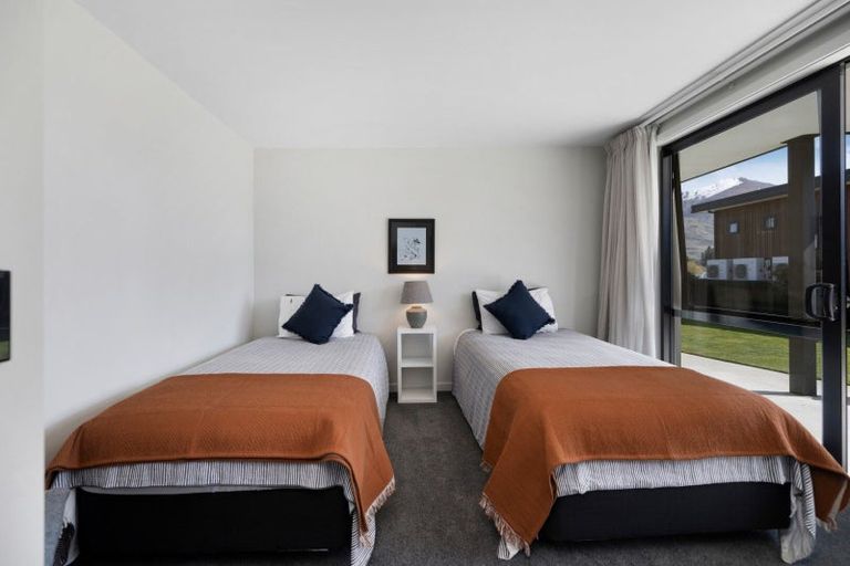 Photo of property in 14 Primary Lane, Wanaka, 9305