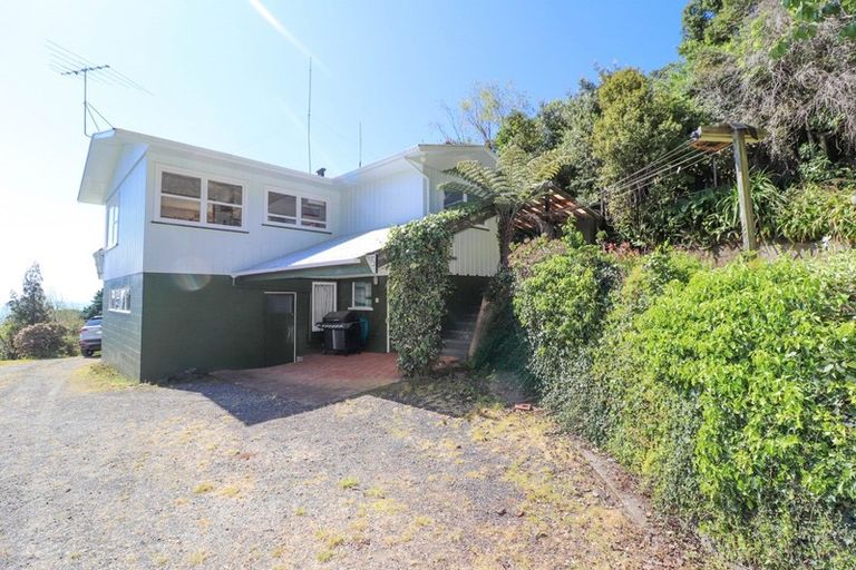 Photo of property in 20 Adams Road, Thornton Bay, Thames, 3575