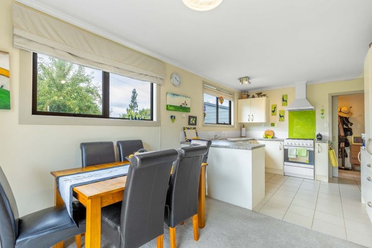 Photo of property in 39 Hill Road, Lumsden, 9730